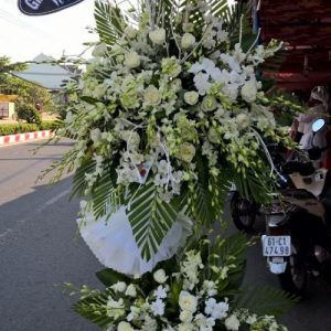 Hoa chia buồn CB8